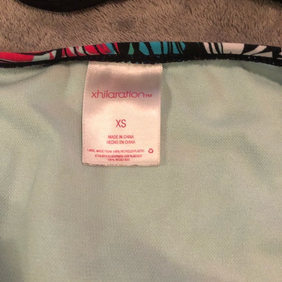 Woman’s Binki - Picture 4 of 5